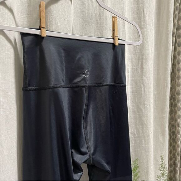 Beyond YogaLux Island Ombre High-Waist Crop Legging Size Medium - Picture 11 of 14